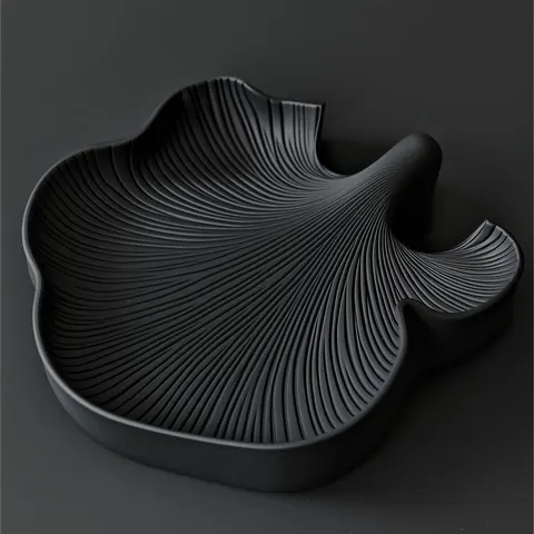 Black Clower — 3D printed botanical tray