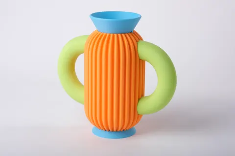 Candy Loop Vase — 3D printed geometric vase