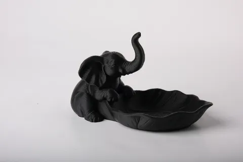 Elephant & Leaf Jewelry Tray — 3D printed animal tray