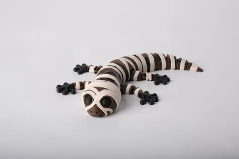 Gecko Mummy Figurine — 3D printed flexi reptile