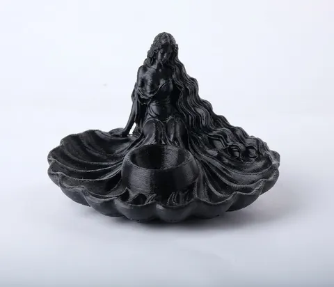 Girl in a Shell Tray — 3D printed desk organizer