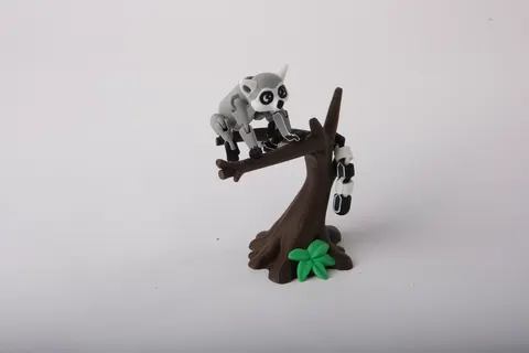 Lemur Sitting on a Tree Cute Flexi Toy — 3D printed flexi animal