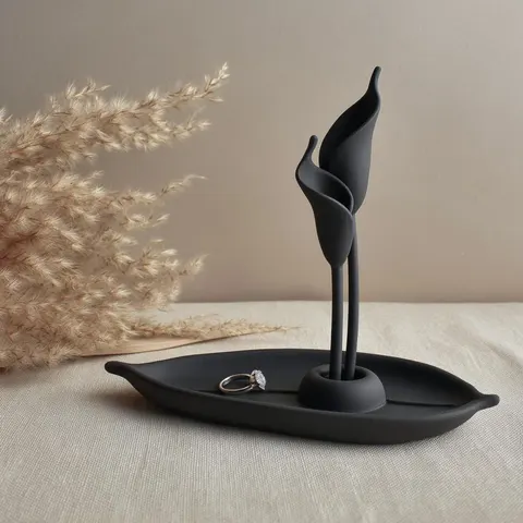 Plate With Flowers — 3D printed botanical tray
