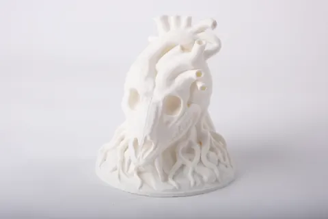 Predator Heart — 3D printed gothic figurine