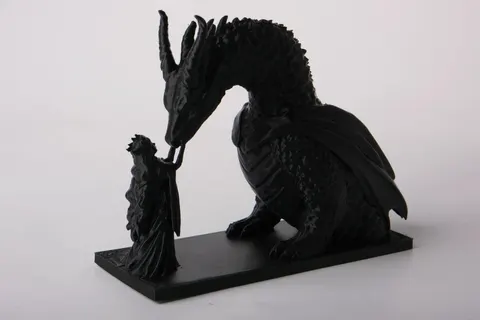 Queen & Dragon Figurine — 3D printed bust sculpture