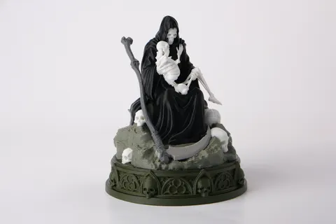 Reaper’s Final Embrace — 3D printed gothic figurine