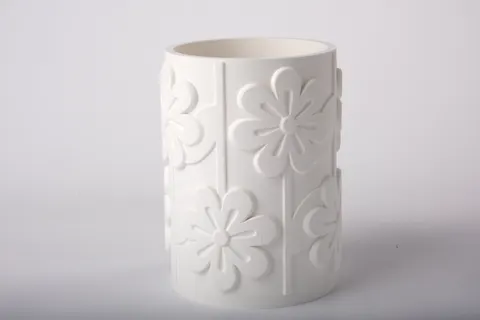 Retro Daisy Vase — 3D printed botanical vase