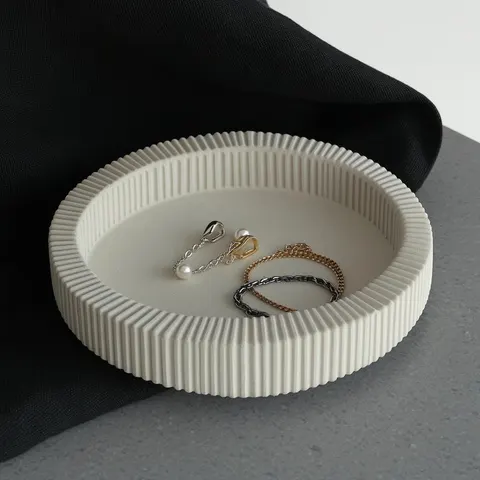 Round Array Radial Cut — 3D printed decor piece