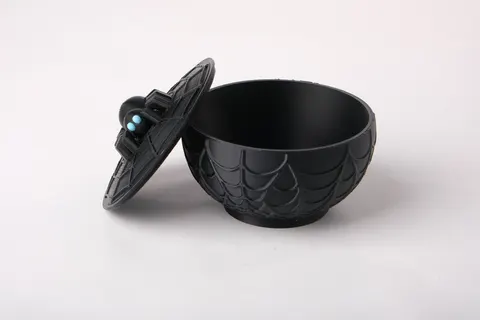 Spider Web Storage Bowl — 3D printed kitchen accessory