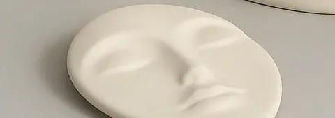 Tray With Face — 3D printed desk organizer