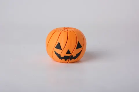 Twisty Pumpkin Ball — 3D printed seasonal flexi toy