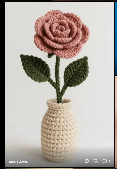 Vase In Flower Knitted — 3D printed botanical vase