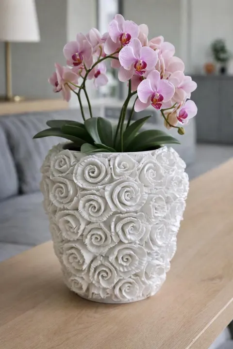 Vase With Roses 3 — 3D printed botanical vase